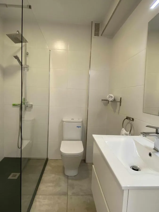 Apartamento 2 Habitaciones Frontal Al Mar 3 Torre Del Mar 0*,