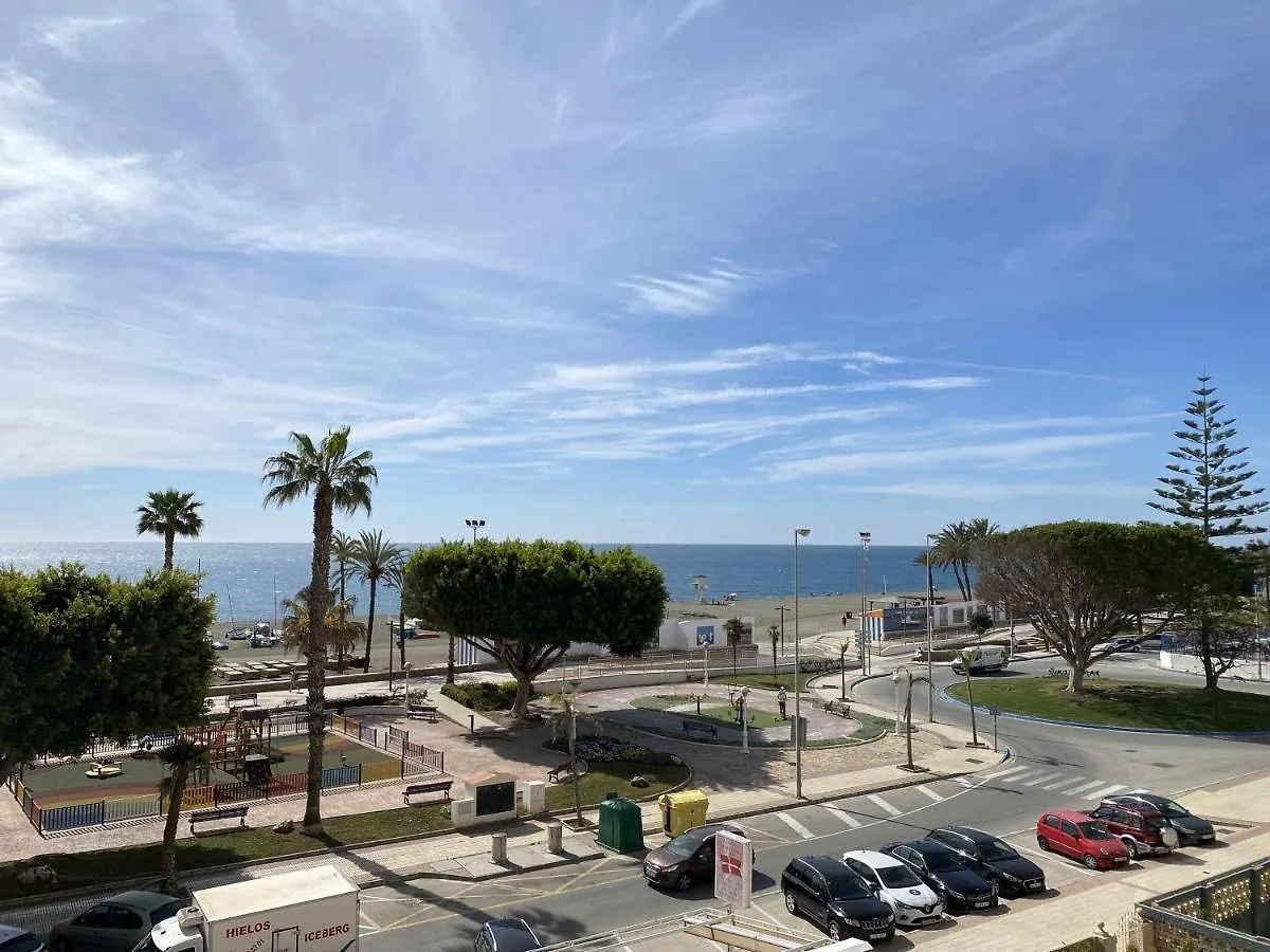 Apartamento 2 Habitaciones Frontal Al Mar 3 Torre Del Mar Spain